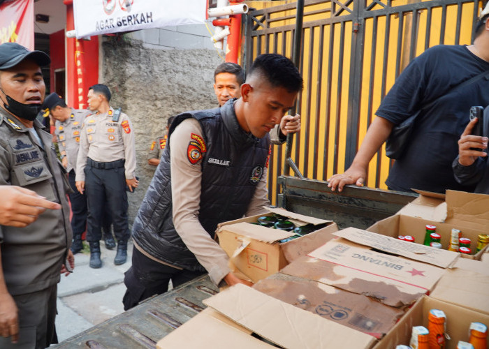 Polresta Bandung Tindak Premanisme dan Sita 527 Botol Miras di Banjaran dan Katapang