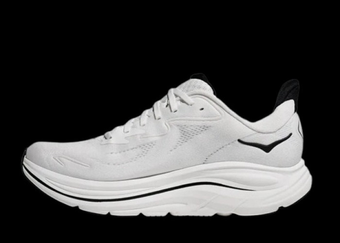 7 Sepatu Terbaik untuk Jalan Jauh, Nyaman Dipakai Seharian