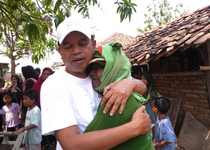 Tangis Kamsori Saat Mimpinya Terbeli, Tak Punya Tanah-Rumah Memaksanya Tidur di Kandang Kambing