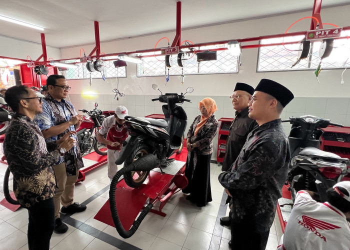 Perkuat Pendidikan Vokasi, DAM Resmikan SMK TRIBAKTI Pangalengan Jadi TUK Astra Honda