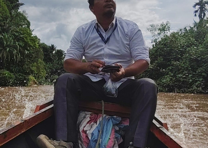 Harus Lewati Jalan Berlumpur dan Minim Sinyal di Rantau Prapat, Kepala Unit BRI Menemani UMKM untuk Naik Kelas