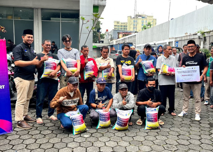 Karyawan XLSMART Salurkan Beras dan Bangun Sarana Air Bersih di Jawa Barat dan Kulonprogo