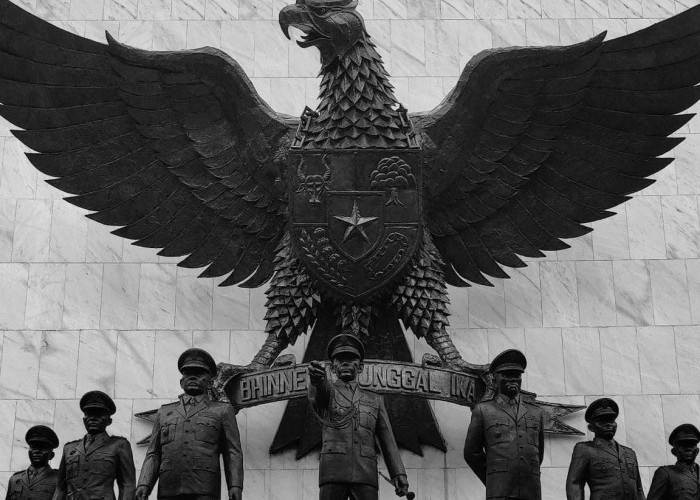 Cara Warga Bogor Rawat Ingatan Soal Peristiwa G30S: Ngedate Sambil Nonton Filmnya