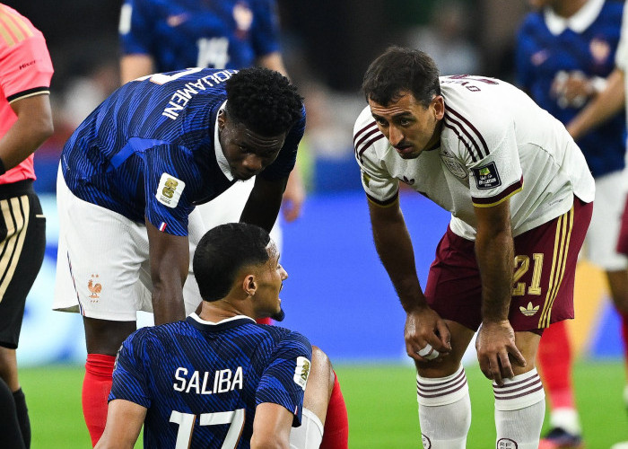 Arsenal Waswas! William Saliba Cedera Saat Bela Prancis di Piala Dunia 2026
