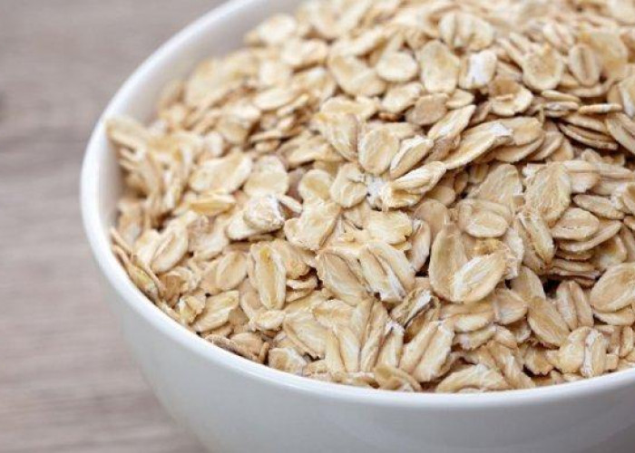 8 Kreasi Makan Oatmeal Lezat untuk Memulai Hari Anda dengan Baik