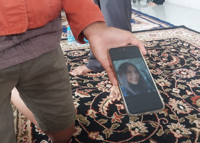 Dering Telepon yang Getarkan Jiwa Keluarga di Rumah Pramugari ATR 42-500