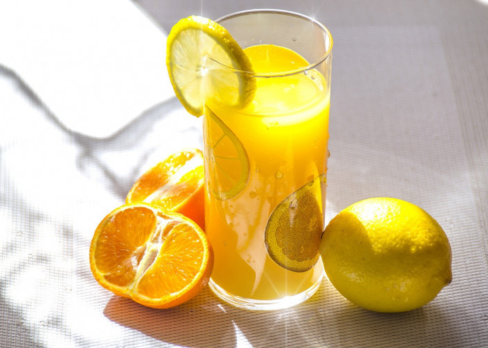 5 Cara Membuat Minuman Pagi Hari yang Ampuh Turunkan Berat Badan