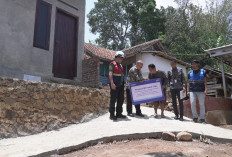 Wujud Nyata BRI Peduli: Hadirkan Penataan Lingkungan dan Jalan Beton yang Layak untuk Kenyamanan Warga Garut