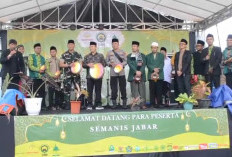Gebyar SEMANIS JABAR Jadikan Tauladan Yang Baik 