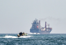 Donald Trump Desak Iran Hentikan Pungutan di Selat Hormuz