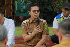 Bupati KDS bersama Warga Tasyakur Binikmat Program Normalisasi Sungai Cisungalah Solokanjeruk