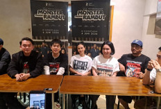 Tiket Monster Pabrik Rambut Sold Out di Bandung, Horor Baru Karya Edwin Angkat Teror Overwork dan Kurang Tidur