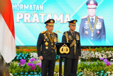 Kapolri Anugerahkan Bintang Bhayangkara Pratama kepada Pati TNI dan Polri