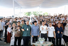 Kang DS Dampingi Wapres Tinjau Edukasi AI di SMP Al-Muthahari dan Ponpes Darul Arqom