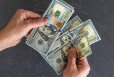 Update Kurs Hari Ini: USD Menguat, Rupiah Sentuh Rp17.100