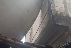 Bangkai Pesawat Hantam Kemang, 43 Rumah Rusak dan 26 Jiwa Ngungsi