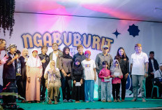 Seniman Senior Jawa Barat Ikut Ngabuburit Bersama Warga Kampung Adat Banceuy di Subang