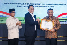 Ahmad Luthfi Raih Penghargaan Program Pengelolaan Sampah dari Kemendes PDT