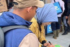 BRI Melalui YBM BRILiaN Salurkan Bantuan bagi Penyintas Longsor di Cisarua, Bandung Barat