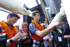 Disambut Tari Kecak, Pebalap Honda di MotoGP Lanjut Kopdar Bareng Bikers Bali