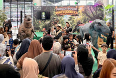 Tenth Avenue Mall Bandung Hadirkan Petualangan Dinosaurus dan Gorila Gratis untuk Keluarga