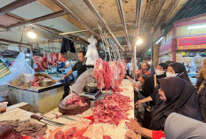 Pedagang Daging di Pasar Cibinong Kerap Dapat Keluhan dari Konsumen Jelang Bulan Ramadan