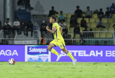 Skenario Persib Juara Lebih Mudah, Adam Alis Tetap Targetkan Menang atas Persijap