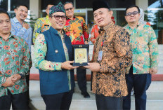 Bupati Kang DS Tandatangani MOU Pemkab Bandung dan Pemkot Serang untuk Pasokan Cabai dan Bawang