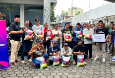 Karyawan XLSMART Salurkan Beras dan Bangun Sarana Air Bersih di Jawa Barat dan Kulonprogo