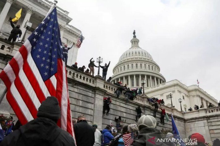 Buntut 'Chaos' Pendukung Donald Trump, Korban Tewas Bertambah