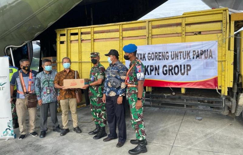 Dapat Dukungan TNI AU, Kemendag Distribusi Minyak Goreng ke Wilayah Indonesia Timur